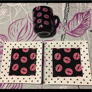 Betsey Johnson Pink Lips Kiss Print Plates/Mug Set